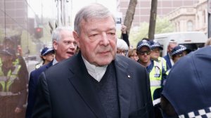 Cardinal George Pell leaves the Melbourne Magistrates' Court with a heavy Police escort on Oct. 6, 2017, in Melbourne, Australia.(Credit: Darrian Traynor/Getty Images)