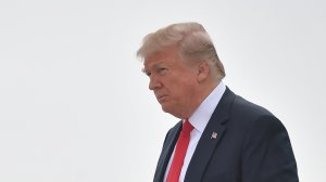 U.S. President Donald Trump steps off Air Force One as he arrives at Marine Corps Air Station Miramar in San Diego on March 13, 2018. (Credit: MANDEL NGAN/AFP/Getty Images)