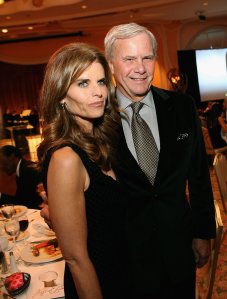 Maria Shriver and Tom Brokaw attend the Academy of Television Arts and Sciences Hall of Fame Induction Ceremony at the Beverly Hills Hotel on Dec. 14, 2006. (Credit: Michael Buckner/Getty Images)