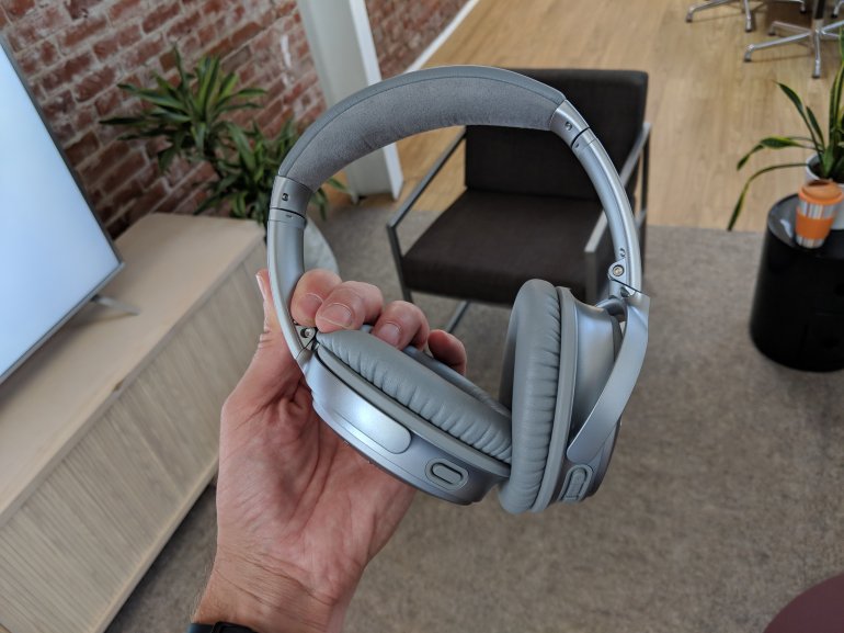 Best Headphones for Noise Cancelling: Bose QuietComfort 35 II