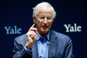 Yale Professor William Nordhaus speaks to attendees during a press conference after winning the 2018 Nobel Prize in Economic Sciences at Yale University on Oct. 8, 2018, in New Haven, Conn. (Credit:  Eduardo Munoz Alvarez/Getty Images)