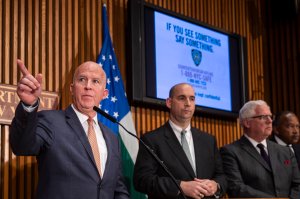 New York City Police Commissioner James O'Neill, left, leads a press conference regarding the recent package bombings, at NYPD headquarters, Oct. 25, 2018. (Credit: Drew Angerer/Getty Images)