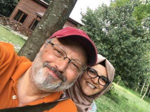 Saudi Journalist Jamal Khashoggi and his fiance Hatice Cengiz are seen in this undated photo. (Credit: Hatice Cengiz via CNN Wire)