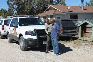 Terrance Jerome Nank, 45, is taken into custody by a San Bernardino County sheriff's deputy in Sugarloaf in this photo released Oct. 10, 2018, by the Sheriff's Department.