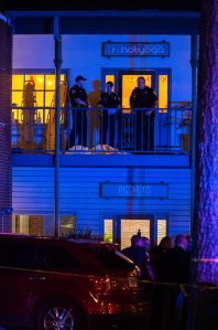 Tallahassee Police officers are stationed outside the HotYoga Studio in Tallahassee, Florida, after a gunman killed one person and injured several others inside on Nov. 2, 2018. (Credit: Mark Wallheiser / Getty Images)