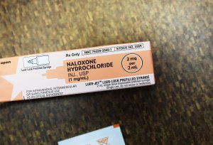 The contents of an overdose rescue kit are displayed in a class on overdose prevention held by non-profit Positive Health Project, holds up an overdose rescue kit after completion of the class on August 9, 2017 in New York City. (Credit: Spencer Platt/Getty Images)