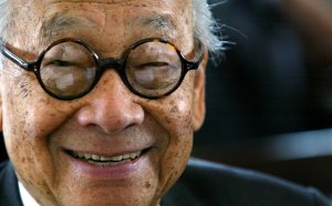 Architect I.M. Pei smiles for a photo after being honored with an Ellis Island Family Heritage Award at the Ellis Island Museum in New York City on April 21, 2004. (Credit: Paul Hawthorne / Getty Images)