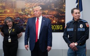 President Trump addresses the press alongside El Paso Police Chief Greg Allen (R) before greeting first responders during a visit to El Paso Regional Communications Center in El Paso, Texas, August 7, 2019, following last weekend's mass shootings. (Credit: SAUL LOEB/AFP/Getty Images)