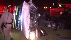 Authorities investigate a crash in Valinda on Aug. 5, 2019. (Credit: Loudlabs)