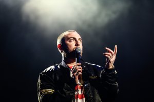 Mac Miller performs during the Camp Flog Gnaw Carnival at Exposition Park on Oct. 28, 2017. (Credit: Rich Fury / Getty Images)