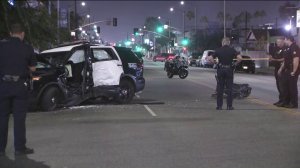 Two Los Angeles Police Department officers were hurt in a crash in the Vermont-Slauson neighborhood of South Los Angeles on Sept. 23, 2019. (Credit: KTLA)