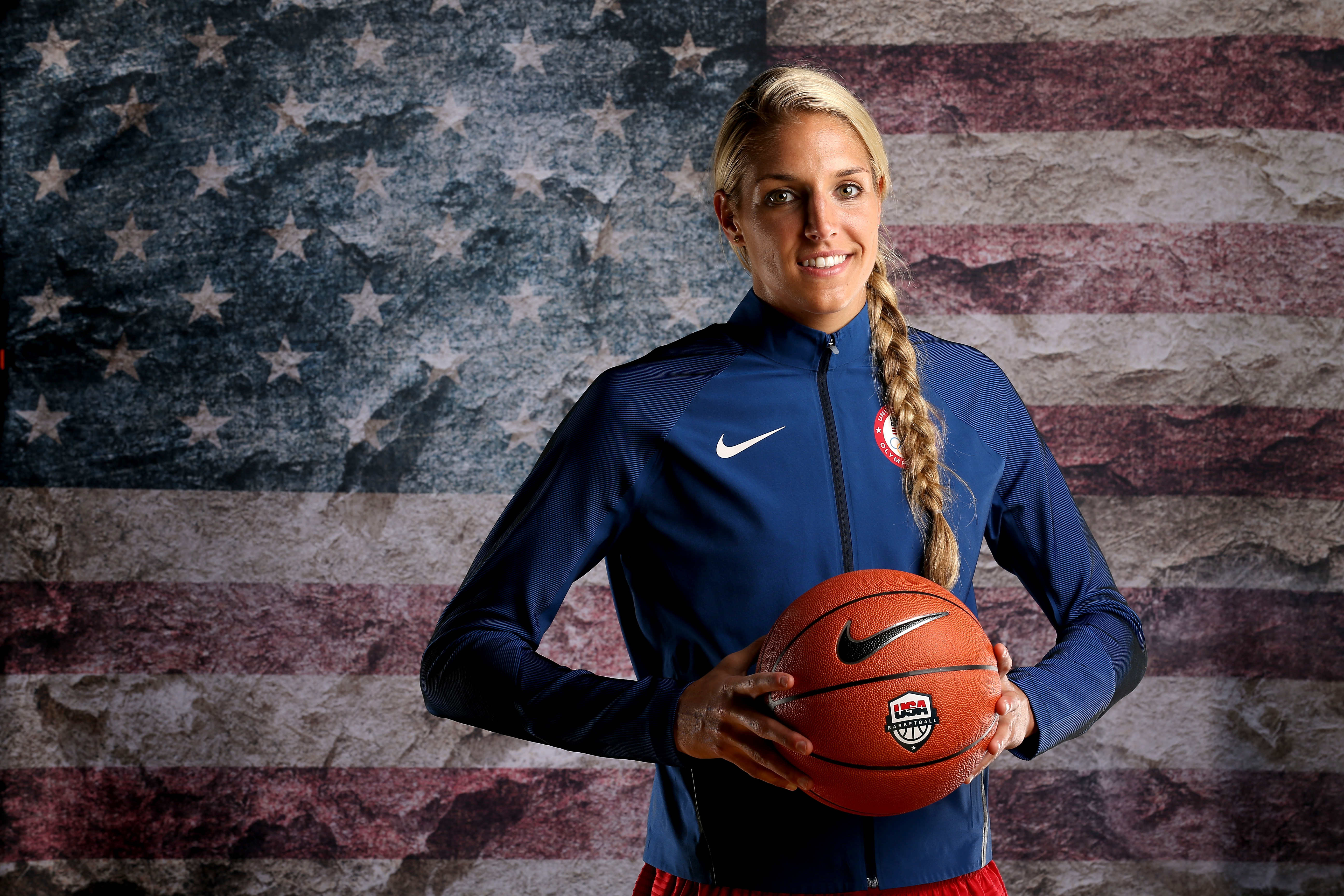 Chicago Sky star Elena Delle Donne comes out as gay, confirms engagement |  WGN-TV