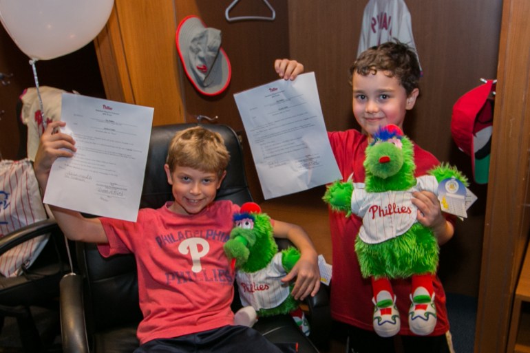 a-Phillies-SleepOver-15