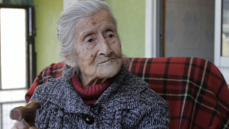 Estela Meléndez, 91, says she has had a lump on her belly for many years, but had no idea that she was carrying a fetus. Doctors say it has been in her uterus for over six decades. The fetus is calcified and poses no health risk to the woman.